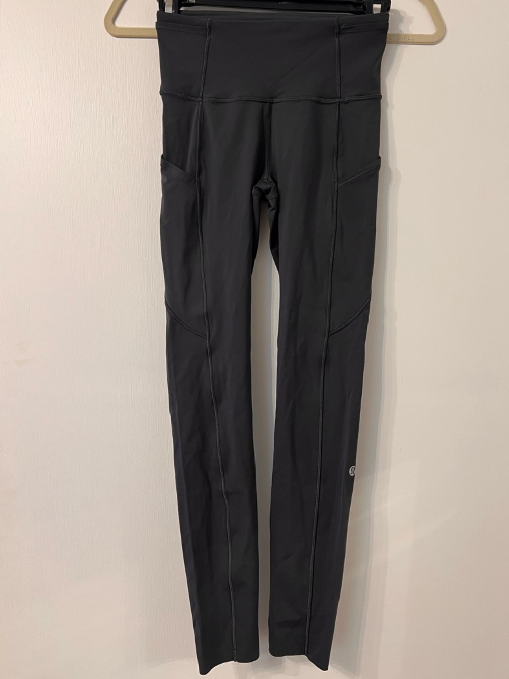 NEW LULULEMON FULL LENGTH CHARCOAL GRAY LEGGINGS ✨